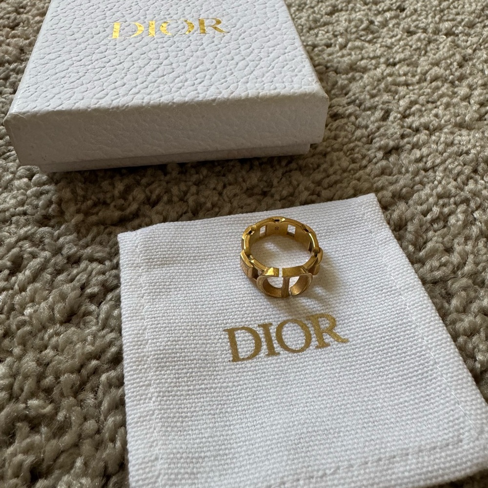 Dior Gold Women's Ring